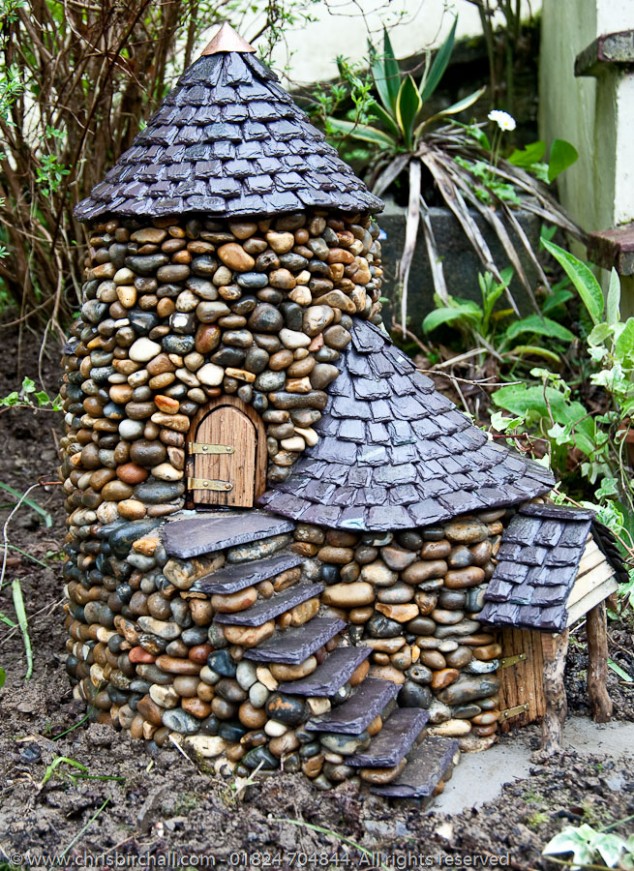 140528 3565 634x871 15 Dreamy Fairy Cottages That Will Turn Your Garden Into A Magical Place