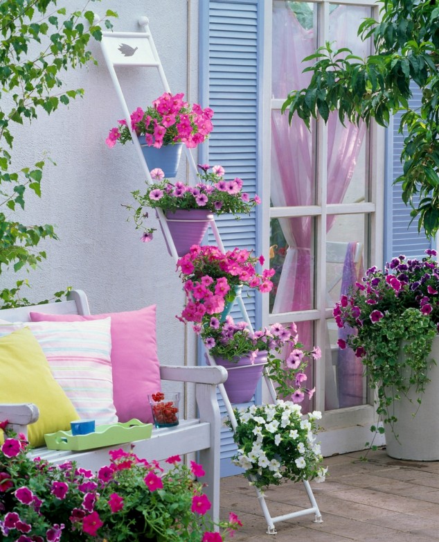 12 Inspirational DIY Projects To Create A Front Porch With An Amazing Design 600703 634x782 12 Inspirational DIY Projects To Create A Front Porch With An Amazing Design