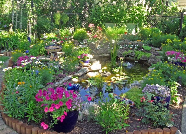 BarbPondpreferred 634x458 18 Lovely Ponds And Water Gardens For Your Backyard
