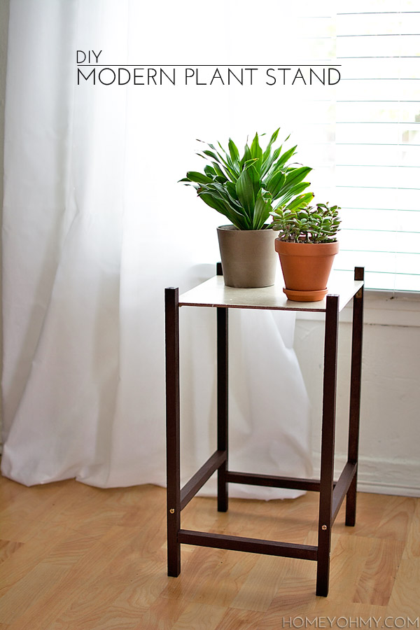 12 Lovely Plant Stands That Are Perfect To Display Your Favorite Plants Indoors DIY Modern Plant Stand 12 Lovely Plant Stands That Are Perfect To Display Your Favorite Plants Indoors