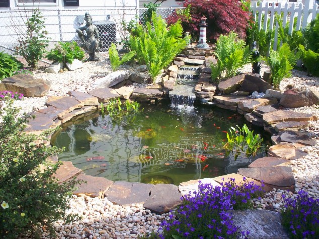 18 Lovely Ponds And Water Gardens For Your Backyard Water Garden 2 634x476 18 Lovely Ponds And Water Gardens For Your Backyard