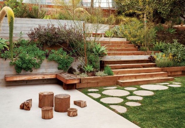 15 Creative Round Stepping Paths That Will Make Your Garden Beautiful And Remarkable devis purdy house backyard garden rectangle 634x440 15 Creative Round Stepping Paths That Will Make Your Garden Beautiful And Remarkable