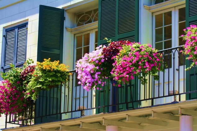 12 Extraordinary Floral Balconies That Will Catch The Attention Of Passerby featured image 634x423 12 Extraordinary Floral Balconies That Will Catch The Attention Of Passerby