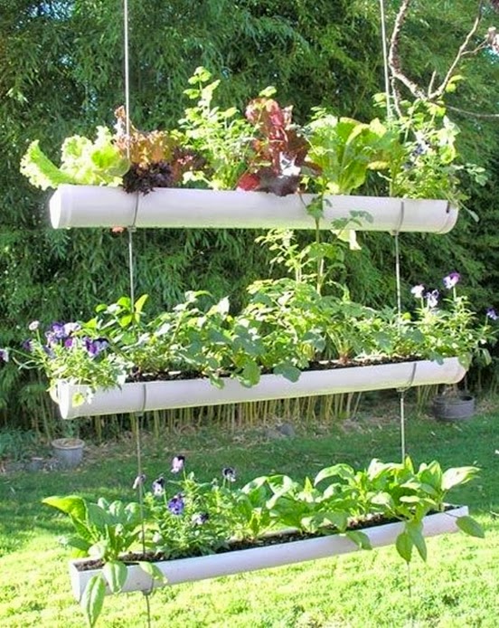 jardimemPVC 12 Original PVC Pipe Planters To Liven Up Your Garden