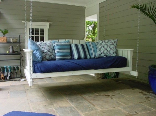 porch swing outdoor sitting 634x472 15 Relaxing Hanging Beds For Absolute Enjoyment