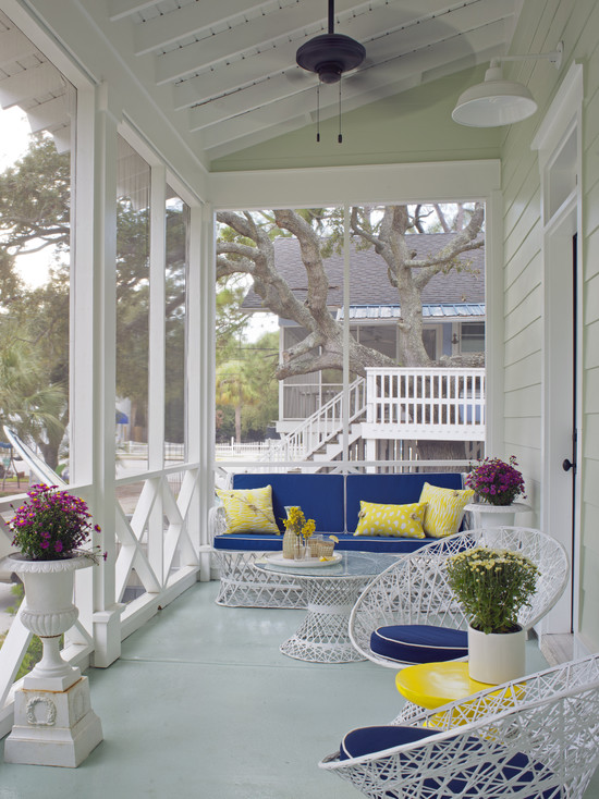 porch9 16 Adorable Colorful Porch Designs For Creating A Welcoming Atmosphere