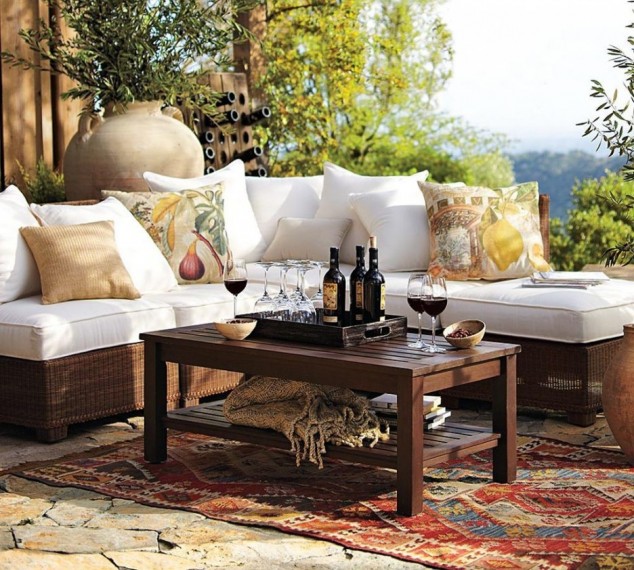 14 Comfy Seating Areas For Outdoors 4 sofa outdoor sofa outdoor wooden sofa 634x570 14 Comfy Seating Areas For Outdoors