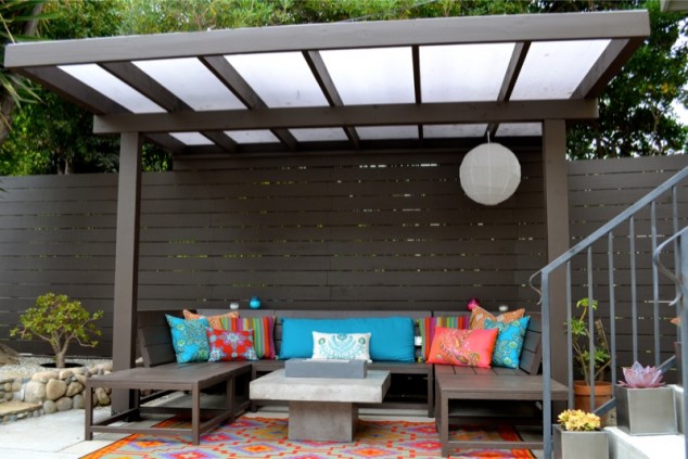 ModernPergolaw Plexiglass 634x423 13 Fantastic Pergola Ideas To Get Inspiration From