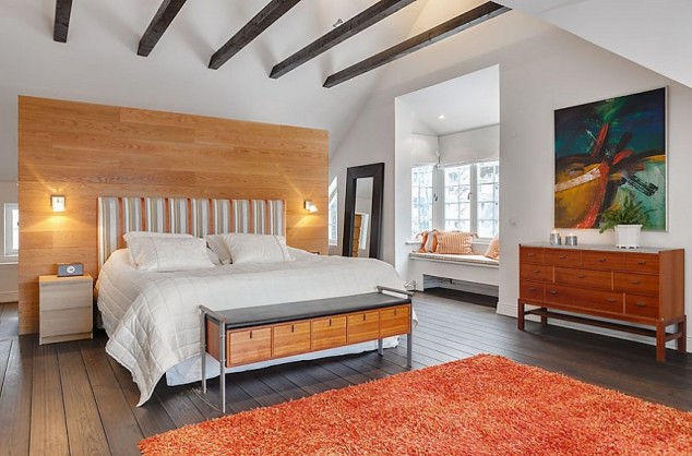 17 Well Designed Bedroom Headboard Walls phoca thumb l dizain interiera spalini 4 634x418 17 Well Designed Bedroom Headboard Walls