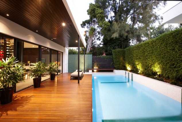 Small Yard Pool Design Pool Deck 634x423 10+ Ideas For Wonderful Mini Swimming Pools In Your Back Yard