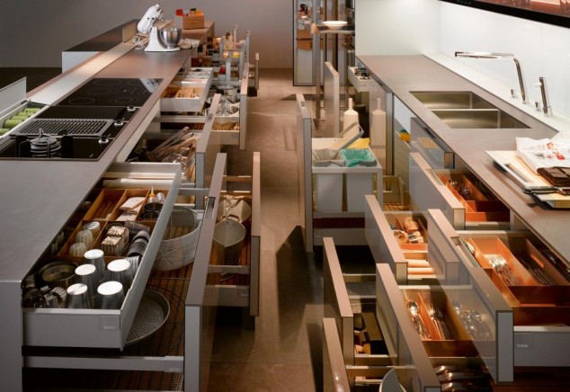 17 Creative Ideas That Can Help You to Save Some Space in Your Kitchen cajones cocina 1023543 634x436 17 Creative Ideas That Can Help You to Save Some Space in Your Kitchen