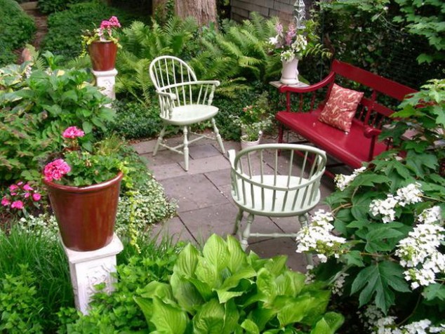 wooden garden bench design with two metal chairs and beautiful flowers pots for amazing patio garden ideas 634x476 Garden Retreats: A Piece Of Paradise In Your Back Yard