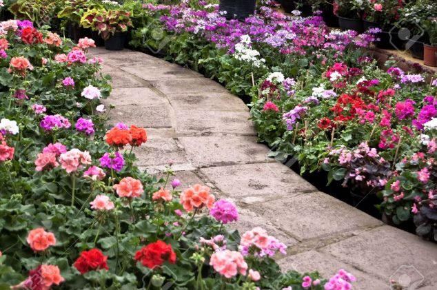 15 Flower Pathway For Lively Garden That You Must See Today 6567531 Garden with winding paved path Stock Photo flower 634x421 15 Flower Pathway For Lively Garden That You Must See Today