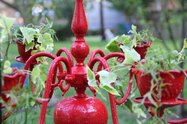 12 DIY Crafts What You Can Do With Old Chandelier 980x 1 634x422 12 DIY Crafts What You Can Do With Old Chandelier