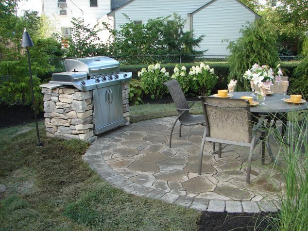 DSC00177 634x476 13 Circle Patio Ideas That Are Attractive For Your Eyes