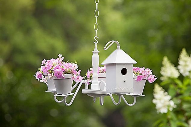 12 DIY Crafts What You Can Do With Old Chandelier Hanging Planter Chandelier 08 634x420 12 DIY Crafts What You Can Do With Old Chandelier