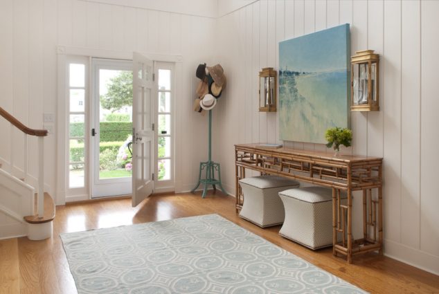 12 Smart Ideas How To Create An Inviting Entryway Room Shocking Bamboo Console Table Decorating Ideas Images in Entry Beach design ideas 634x425 12 Smart Ideas How To Create An Inviting Entryway Room