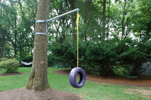 15 DIY Ideas How To Transform Your Backyard In A Playground For Your Kids a blue vertical unique1 634x422 15 DIY Ideas How To Transform Your Backyard In A Playground For Your Kids