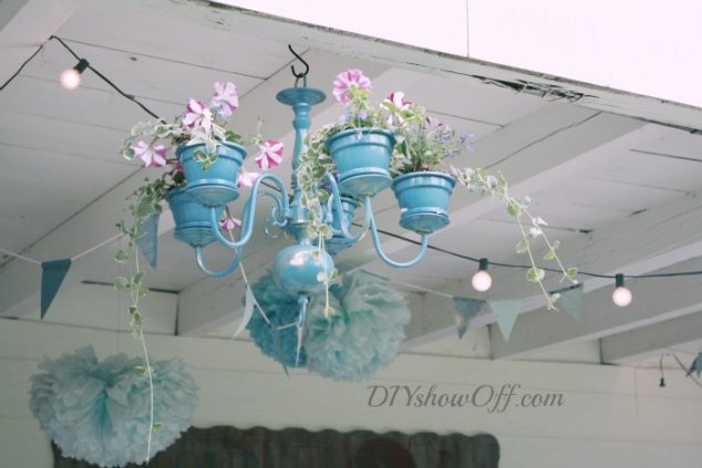 aqua chandelier planter 634x423 12 DIY Crafts What You Can Do With Old Chandelier