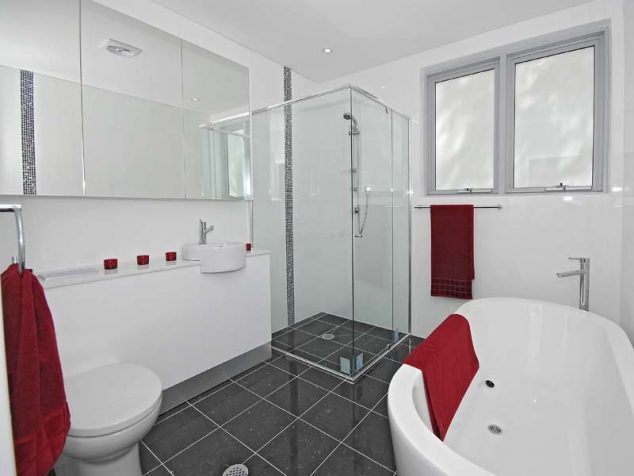 12 Red Accent Bathroom Ideas To Fall In Love With bathrooms 634x476 12 Red Accent Bathroom Ideas To Fall In Love With
