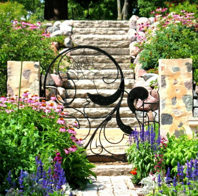 garden gates cool design octopus garden plants 634x625 14 Simple But Attractive Garden Doors And Garden Mirrors