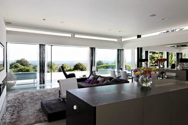 12 Glass Walls Living Room For Luxury Living glass wall living room 10 634x423 12 Glass Walls Living Room For Luxury Living