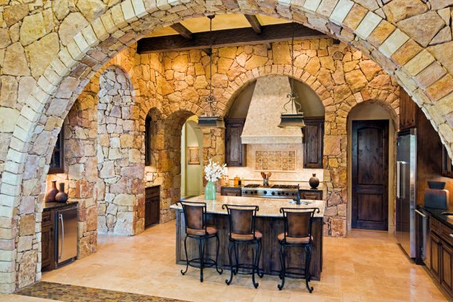 mediterranean kitchen 1 634x423 12 Large Stone Archway For Elegant Kitchen Design