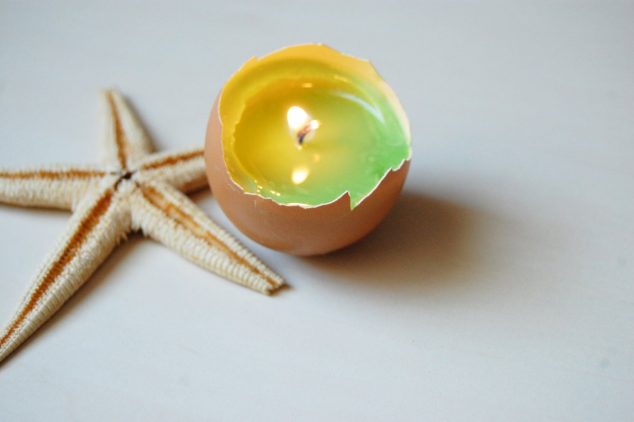 14 DIY Decorative Elements Of Re purposed Everyday Objects Turned Into Treasure 20 Amazingly Easy DIY Candle Decoration Ideas 1 634x422 14 DIY Decorative Elements Of Re purposed Everyday Objects Turned Into Treasure