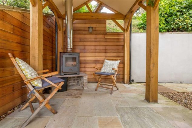 13 Practical Open And Closed Garden Rooms That Are Pretty For Looking In 805b747d35efef766c30f0d568137229adf61a46 634x423 13 Practical Open And Closed Garden Rooms That Are Pretty For Looking In