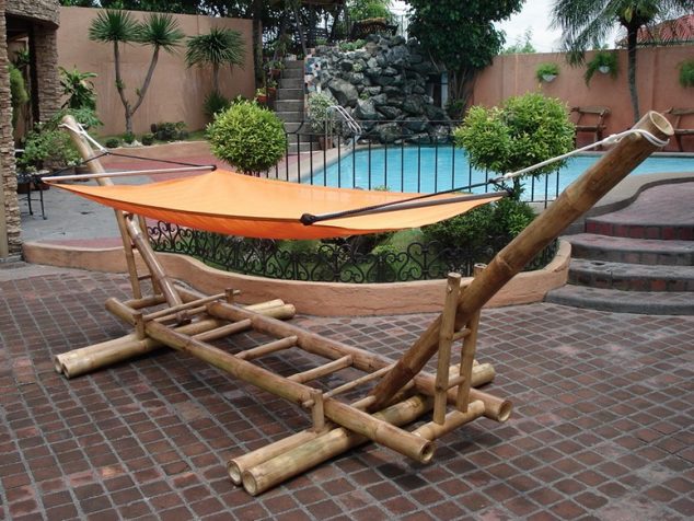 DIY Bamboo Hammock Stand Ideas 634x476 13 DIY Ideas How To Use Bamboo Creatively For Garden