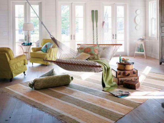 15 Indoor Hammock And Relaxing Swings To Forget About The Bad Things Hammock Bed Indoor Ideas How to Make DIY Le Beanock Indoor Hammock with white wall 634x476 15 Indoor Hammock And Relaxing Swings To Forget About The Bad Things
