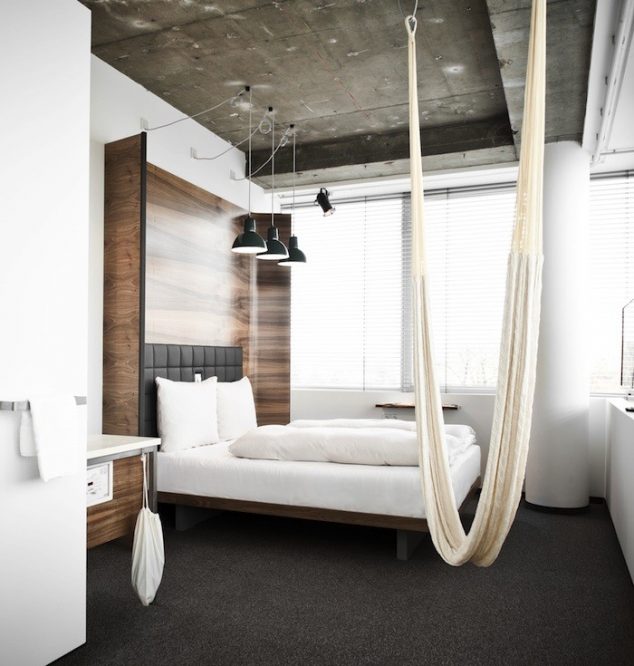 15 Indoor Hammock And Relaxing Swings To Forget About The Bad Things Hammock in bedroom at the Hotel Daniel in Vienna 634x666 15 Indoor Hammock And Relaxing Swings To Forget About The Bad Things