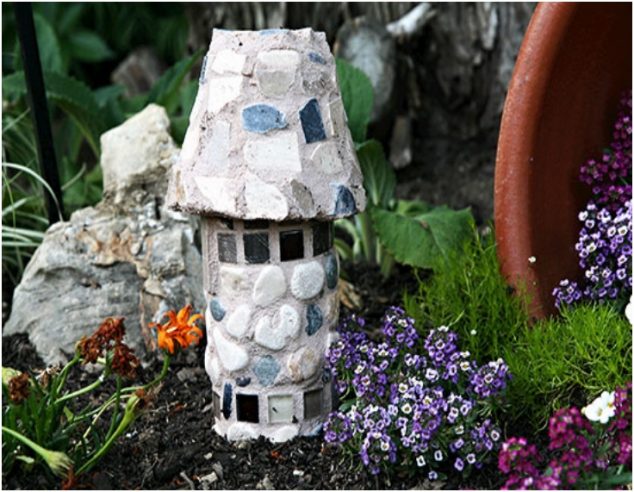 HowTo Build A Fairy Castle 634x492 14 DIY Stone Decor Ideas For Garden Transformation In Best Place For Relaxation