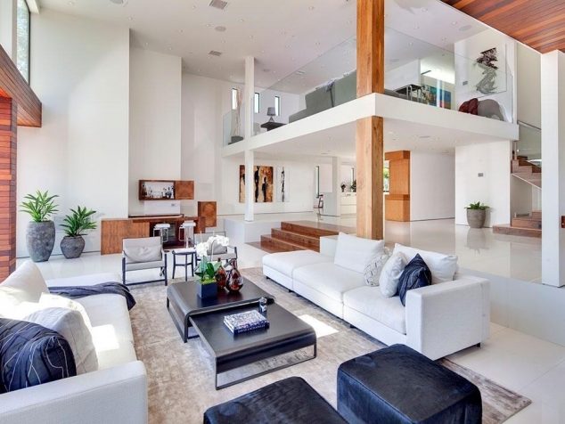 13 High Ceiling Living Room That Will Make The Room Bigger IS52thc1qidq7g0000000000 634x476 13 High Ceiling Living Room That Will Make The Room Bigger