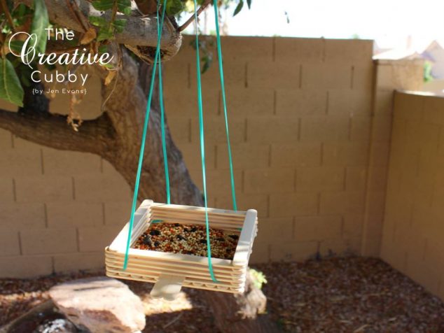 12 DIY Crafts With Recycled Ice Cream Sticks For Keeping Kids Busy PopsicleStickBirdFeeder17 634x476 12 DIY Crafts With Recycled Ice Cream Sticks For Keeping Kids Busy