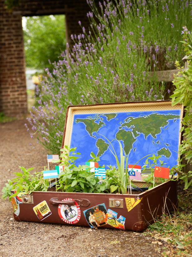  13 DIY Clever Ways How To Re purpose Old Vintage Suitcase