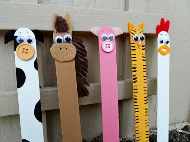 Recycled Ice Cream Sticks Kid Toys 634x475 12 DIY Crafts With Recycled Ice Cream Sticks For Keeping Kids Busy