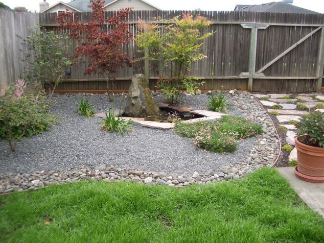 12 Attractive Garden Edging Ideas With River Stones That Provide Inspiration Simple Small Backyard Landscaping Ideas 634x476 12 Attractive Garden Edging Ideas With River Stones That Provide Inspiration