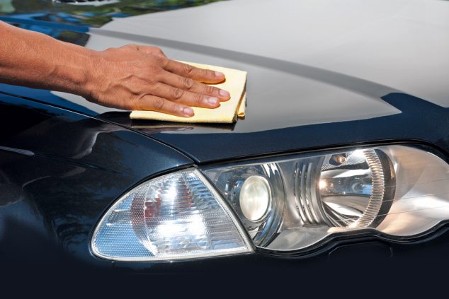 10 Easy Car Cleaning Tips That You Need To Know car photo 523480 634x423 10 Easy Car Cleaning Tips That You Need To Know