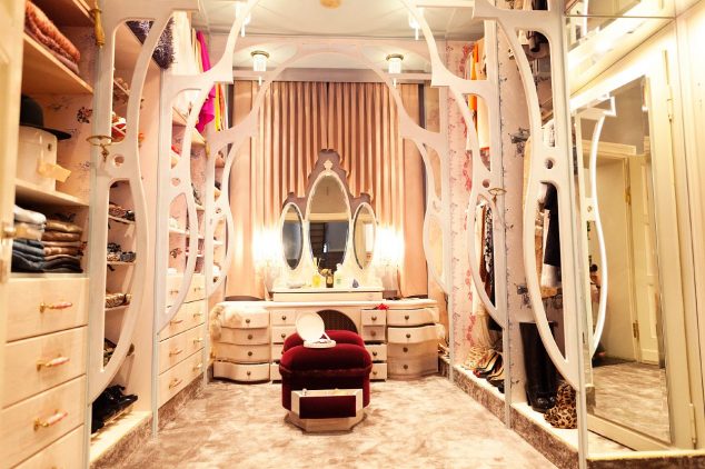 dressing room closet design ideas 4582 1250 833 634x422 12 Glamorous Dressing Room Closet Ideas For The Ladies