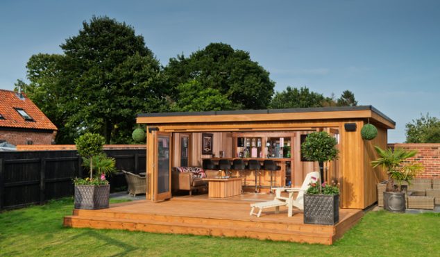 garden cinema 3 thumb 634x370 13 Practical Open And Closed Garden Rooms That Are Pretty For Looking In