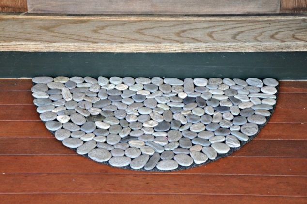 handmade garden decor 634x421 14 DIY Stone Decor Ideas For Garden Transformation In Best Place For Relaxation