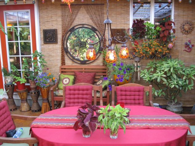 mexican patio decor ideas patio decor is also a kind of mexican patio furniture 634x476 13 Colorful And Youthful Patio Decorating Ideas That Will Extend Your Life