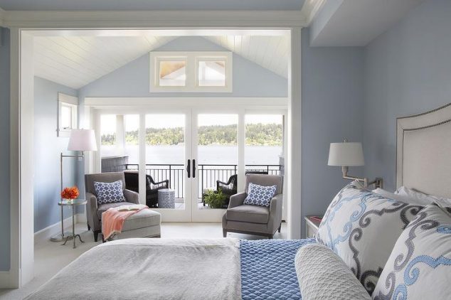 sitting room vaulted ceiling gray chairs blue and grey bedroom 634x422 15 Exotic Bedroom Seating Area For Extra Comfort