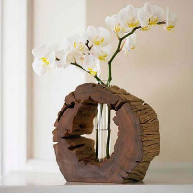 14 DIY Wooden Stump Vases That Simplicity Defining Beauty In House 154 634x632 14 DIY Wooden Stump Vases That Simplicity Defining Beauty In House