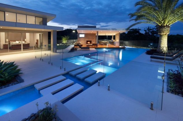 16 Garden And Backyard Swimming Pool Stepping Ideas that You Dream For contemporary pool 634x420 16 Garden And Backyard Swimming Pool Stepping Ideas that You Dream For