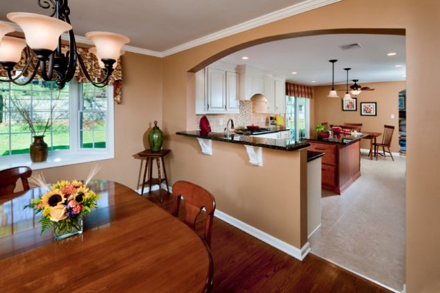 traditional kitchen 1 634x422 13 Affordable Half Wall In Kitchen For Breakfast Bar Idea