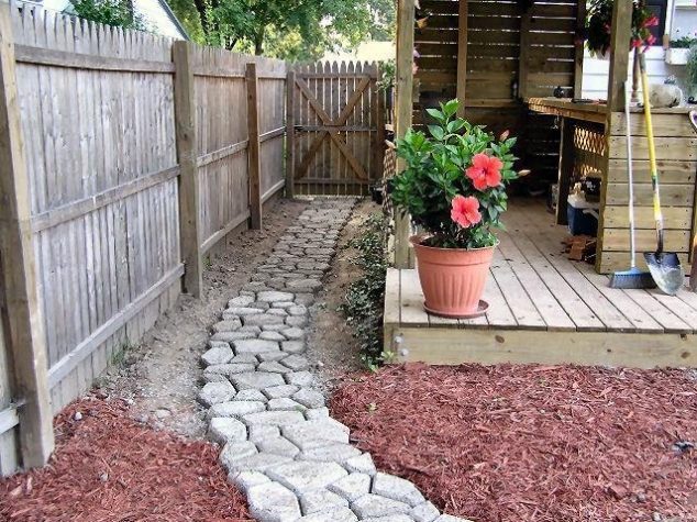 279a43 634x475 Useful Tips How to Make Cobble Stone Path for Beautifying the Outdoor Place