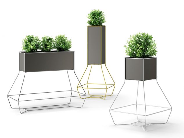 15 of The Best Modern Outdoor Planters You Have Ever Seen 44864 02 634x477 15 of The Best Modern Outdoor Planters You Have Ever Seen
