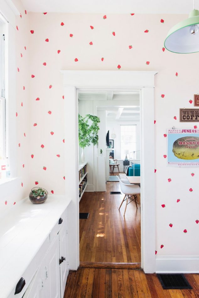 16 Simple Ideas For Wall Decoration In The Small Kitchen Bright and colorful home Home tour 02 634x951 16 Simple Ideas For Wall Decoration In The Small Kitchen